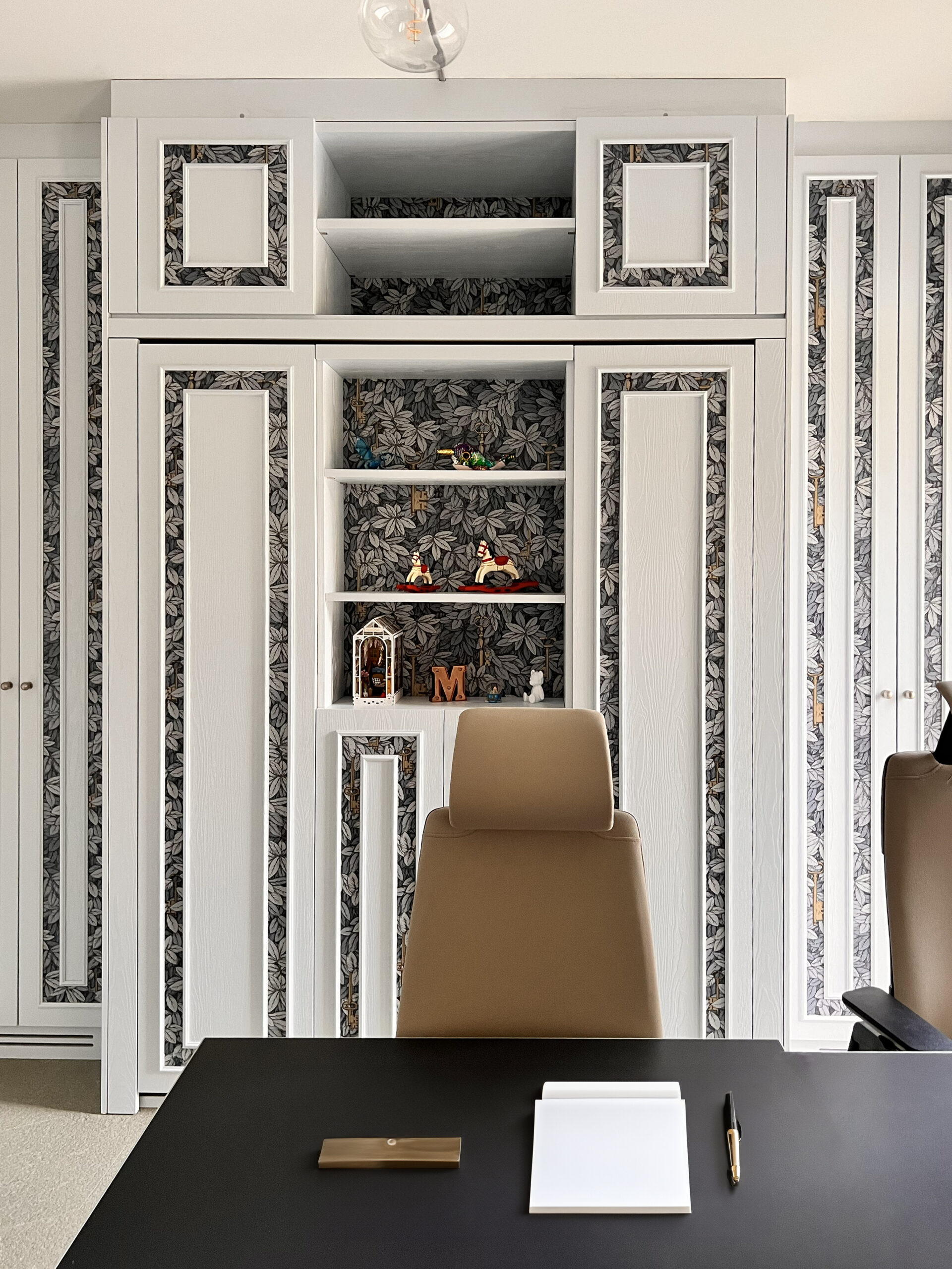 Joinery studio with wallpaper insert